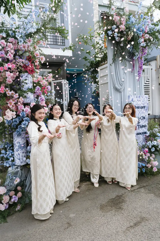 Ảnh 131 của Lễ 1
