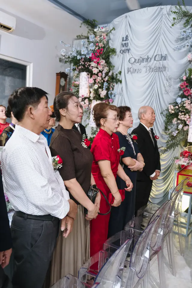 Ảnh 326 của Lễ 1