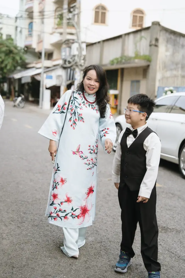 Ảnh 53 của Lễ 2