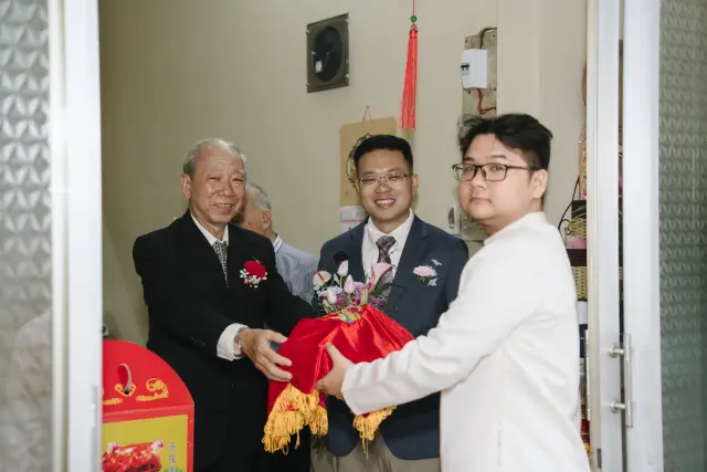 Ảnh 96 của Lễ 2