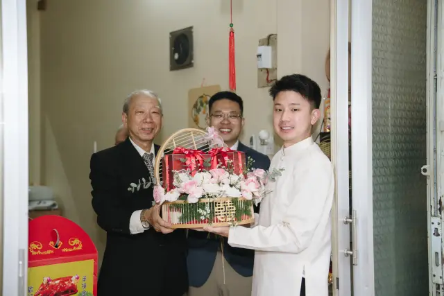 Ảnh 98 của Lễ 2