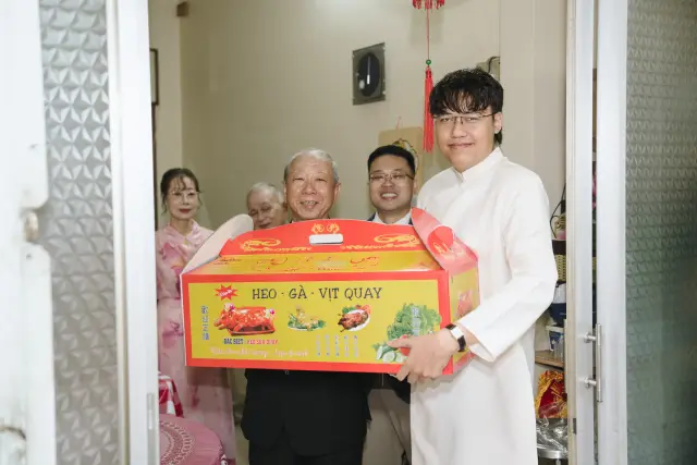 Ảnh 104 của Lễ 2