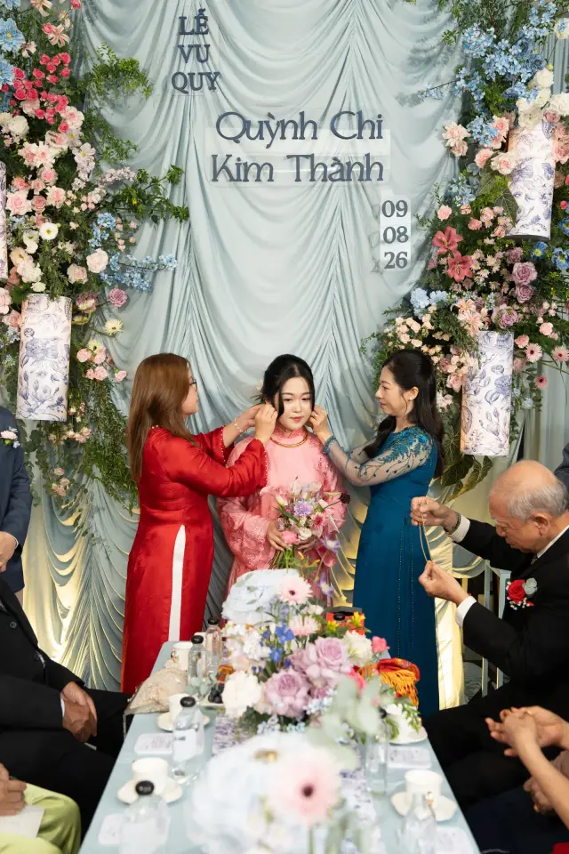Ảnh 210 của Lễ 2