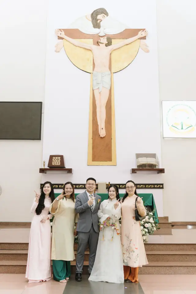 Ảnh 200 của Nhà Thờ 2