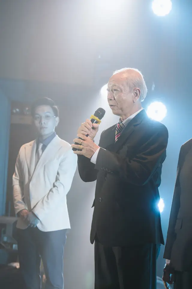 Ảnh 387 của Tiệc 1