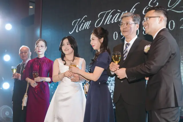 Ảnh 416 của Tiệc 1