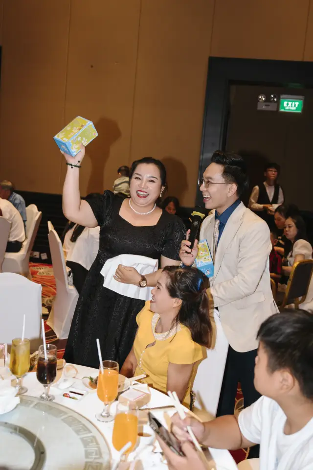 Ảnh 569 của Tiệc 1