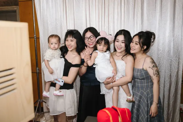 Ảnh 608 của Tiệc 1