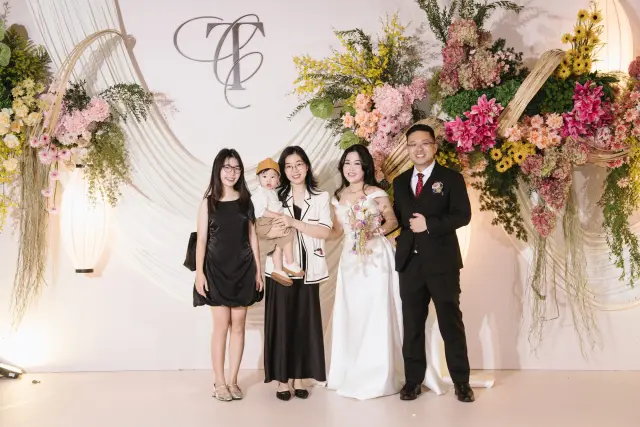 Ảnh 137 của Tiệc 2