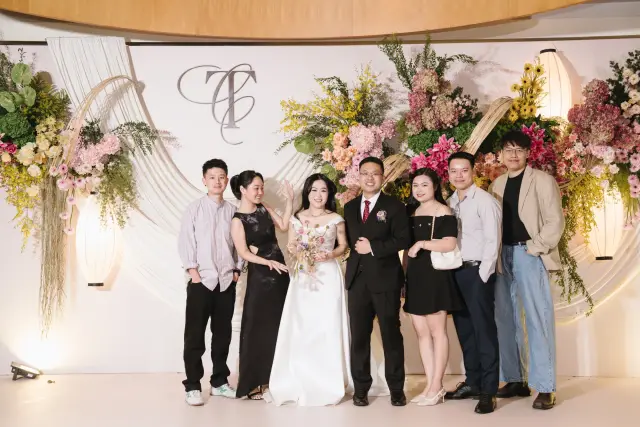 Ảnh 179 của Tiệc 2