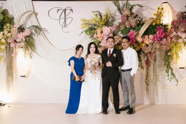 Ảnh 211 của Tiệc 2