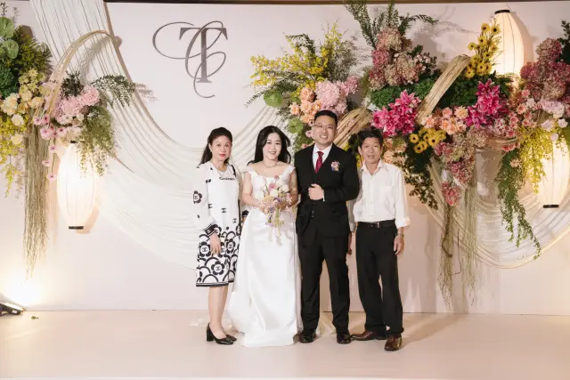 Ảnh 223 của Tiệc 2