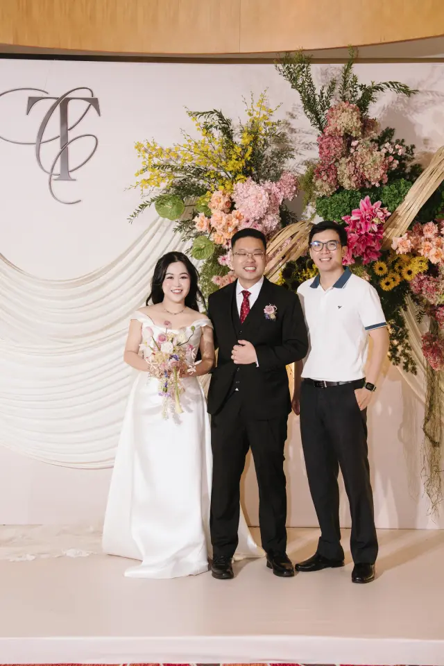 Ảnh 233 của Tiệc 2