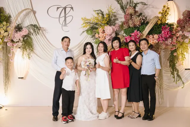 Ảnh 521 của Tiệc 2