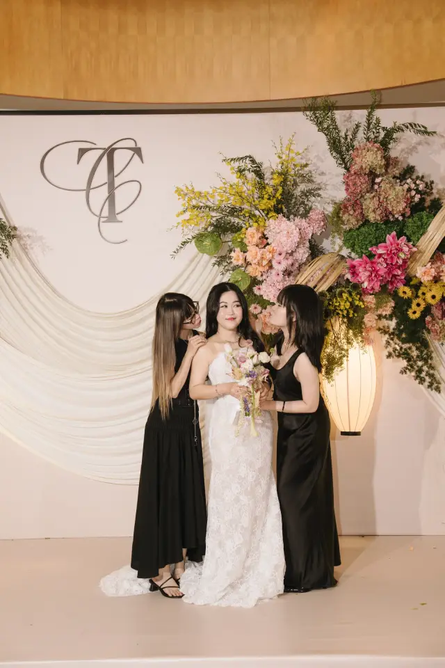 Ảnh 538 của Tiệc 2